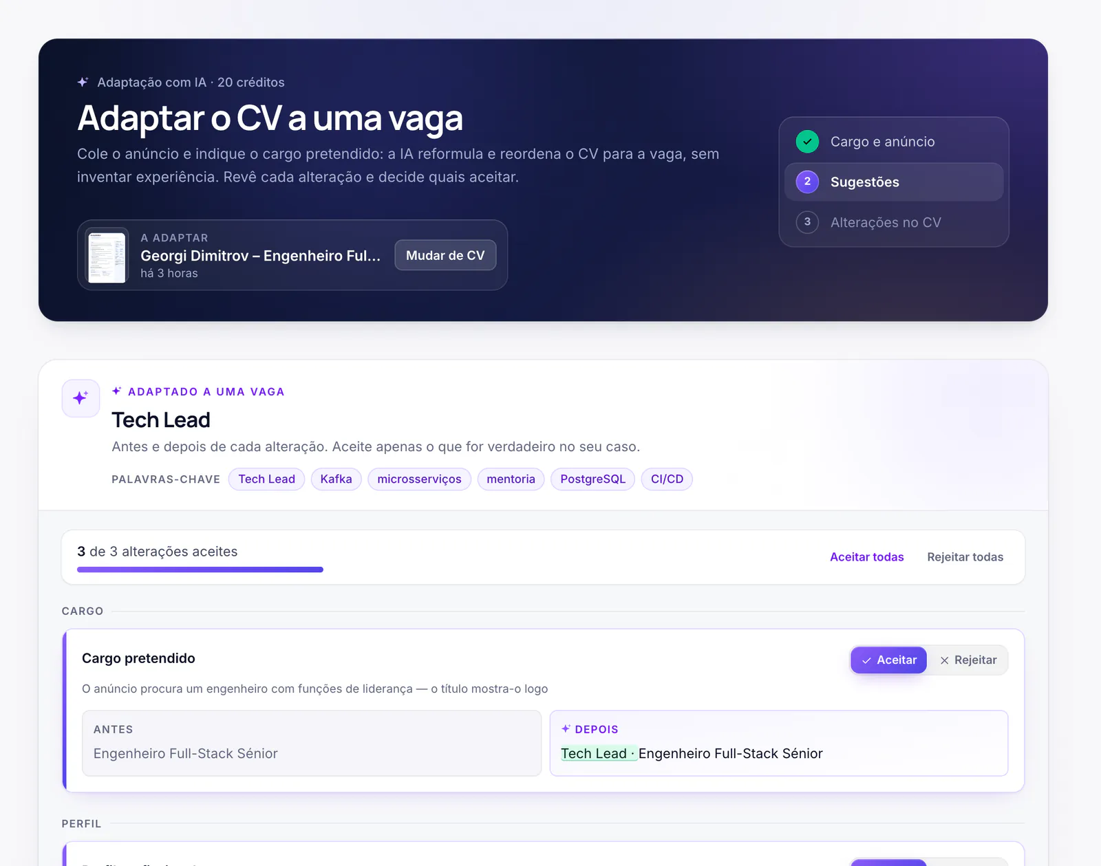 A página «Adaptar o CV a uma vaga»: as alterações sugeridas «antes / depois» com botões para as aceitar